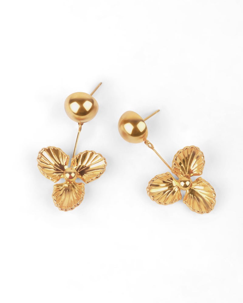 TAAHIRA Oliver Gold Flower Earrings - Image 1